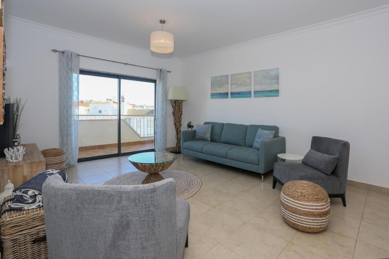 3 Bedroom Apartment With Indoor Pool Central Лагос Екстериор снимка