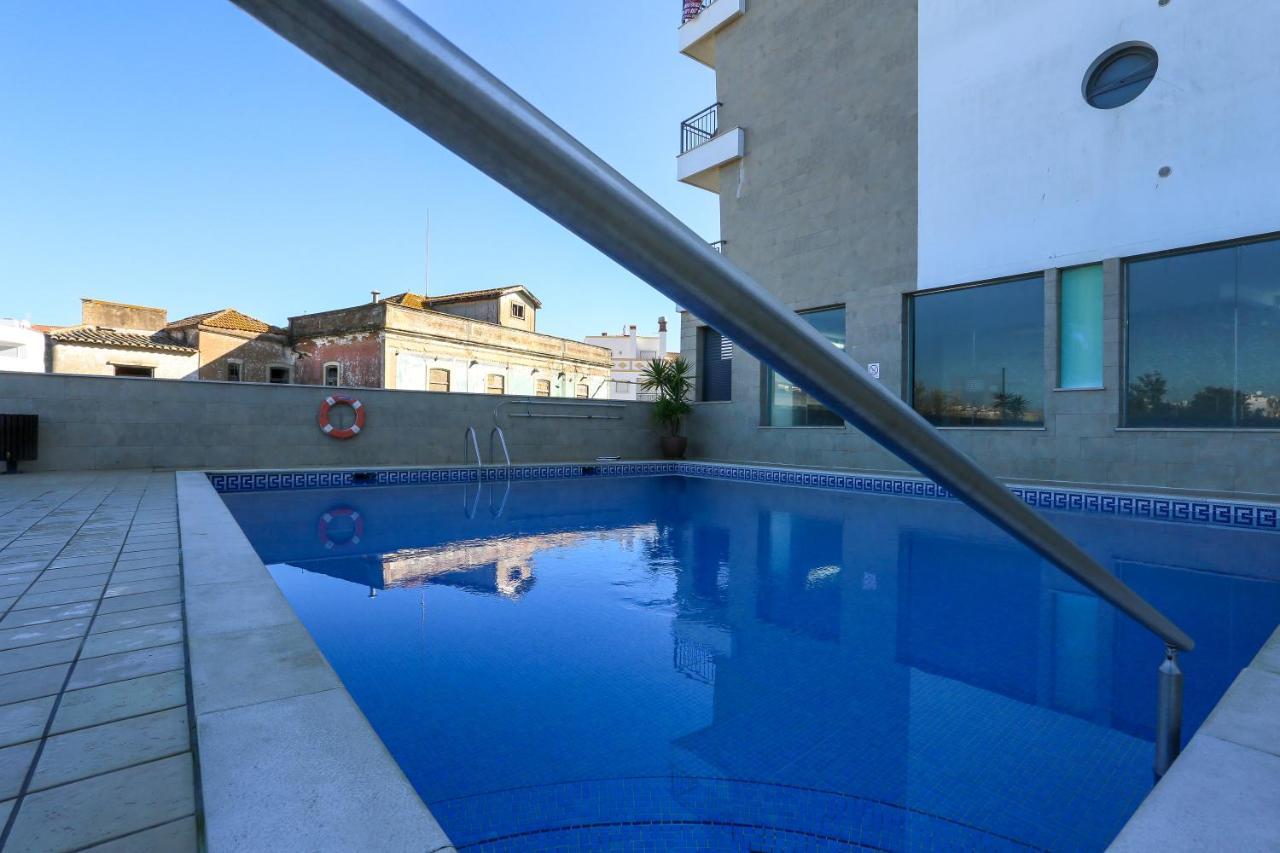 3 Bedroom Apartment With Indoor Pool Central Лагос Екстериор снимка