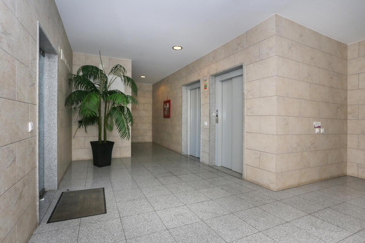 3 Bedroom Apartment With Indoor Pool Central Лагос Екстериор снимка